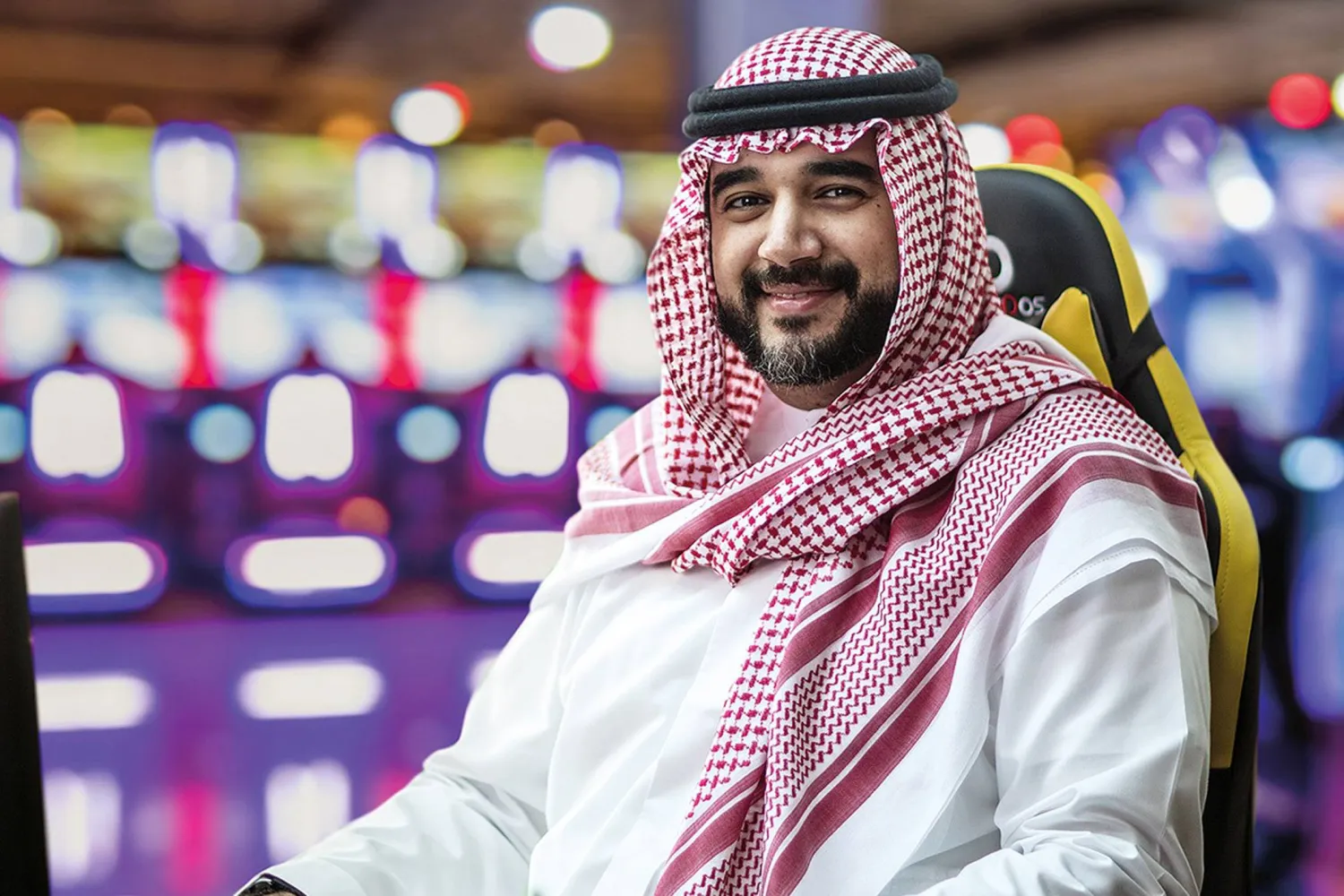 هنا موطن التفوق.. الأمير فيصل بن بندر بن سلطان: قائد الاتحاد السعودي للرياضات الإلكترونية ورؤية مستقبلية